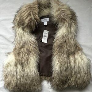 Ann Taylor XS/S Faux Fur Vest with Tags, Brand New